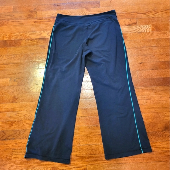 Nike Women's Athletic Pants - XL - Y2K Vintage - Picture 3 of 10